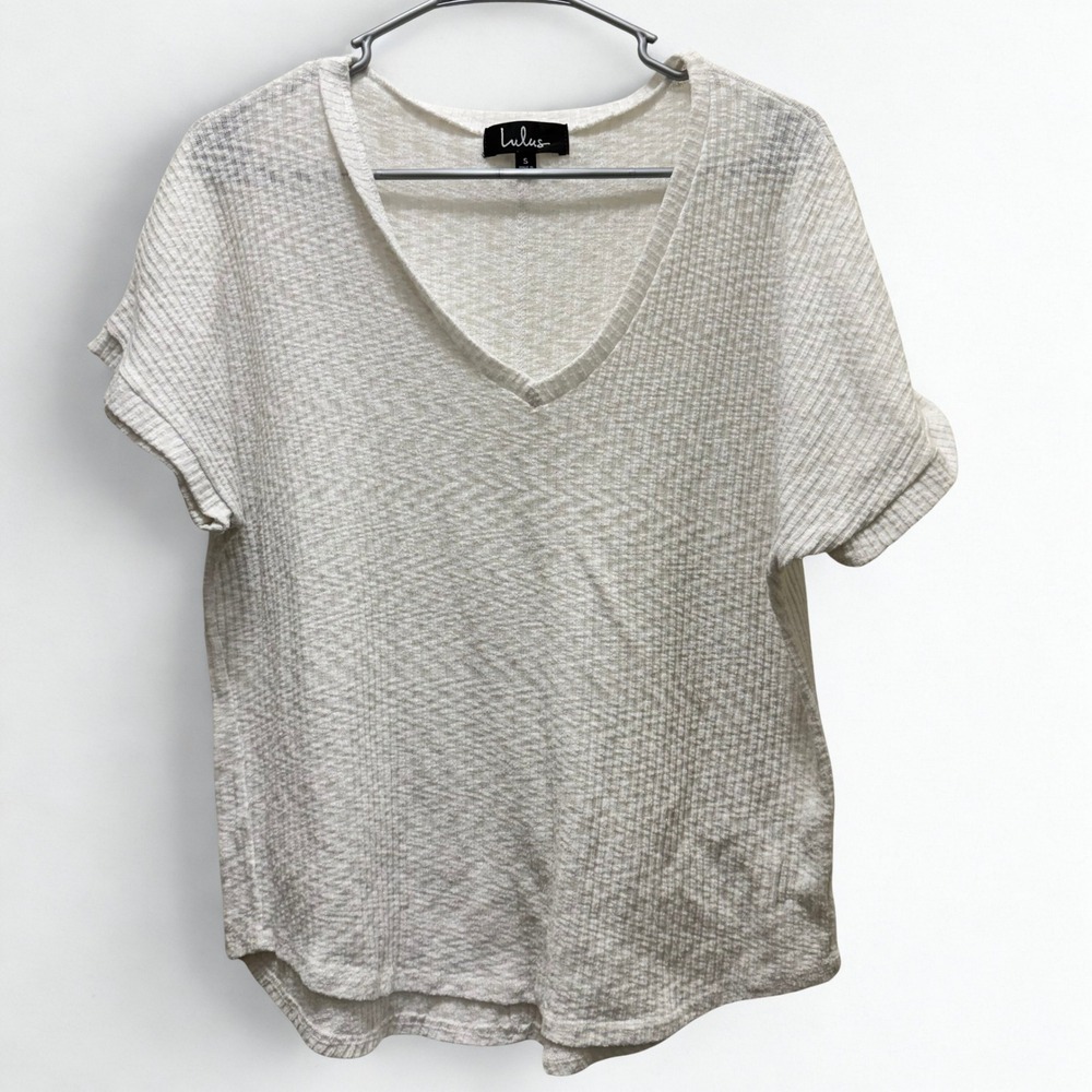 Lulus Women's Textured Knit V Neck Short‎ Sleeve Top White Size S